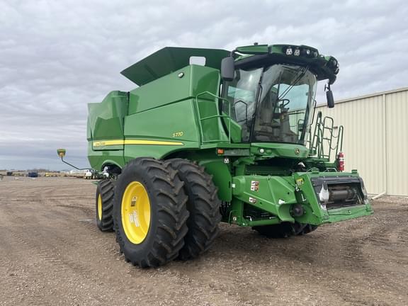 Image of John Deere S770 equipment image 2