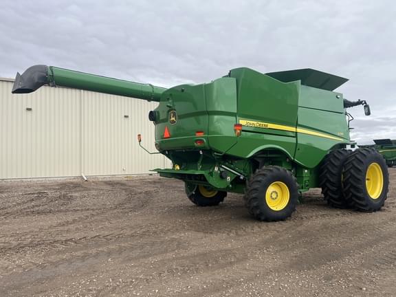 Image of John Deere S770 equipment image 3