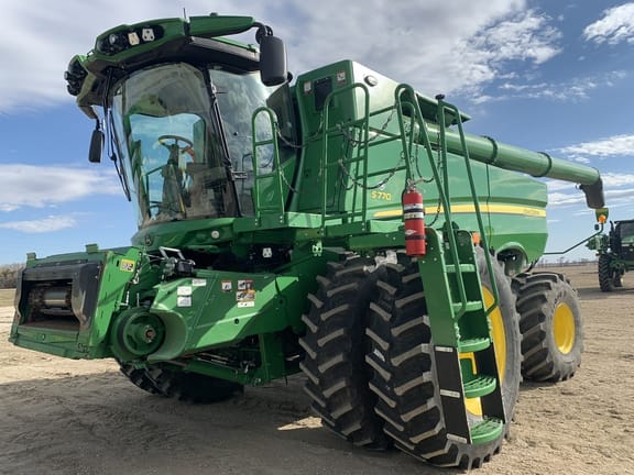 Main image John Deere S770