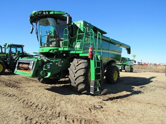 Image of John Deere S770 Primary image