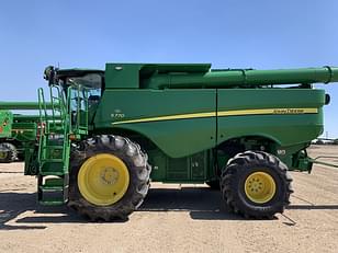 Main image John Deere S770 6