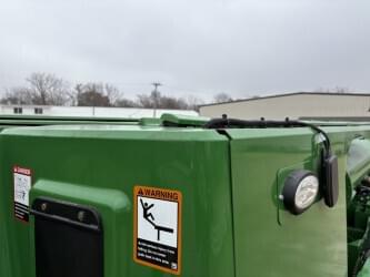 Image of John Deere S770 equipment image 2