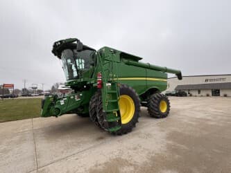 Image of John Deere S770 Primary image
