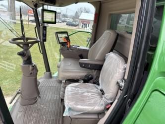 Image of John Deere S770 equipment image 3