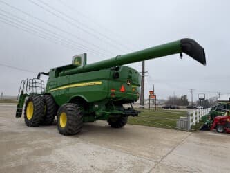 Image of John Deere S770 equipment image 3