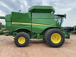 Main image John Deere S770 8