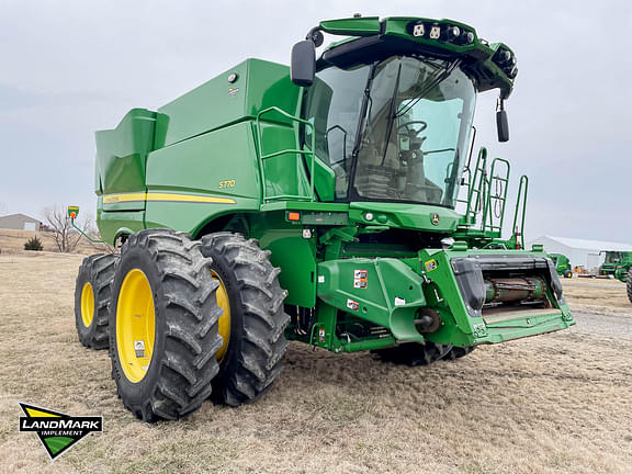 Image of John Deere S770 equipment image 2