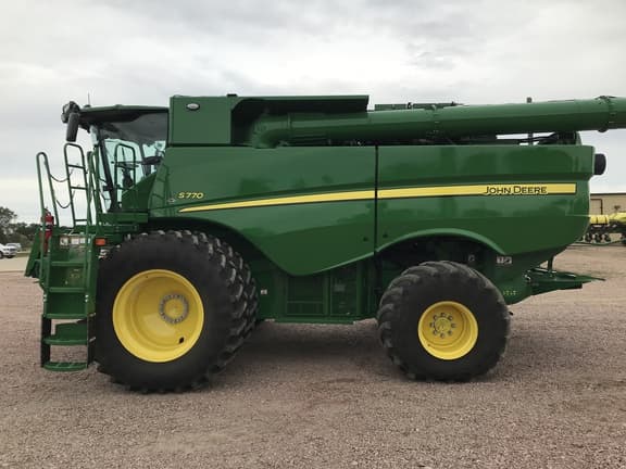 Image of John Deere S770 equipment image 3