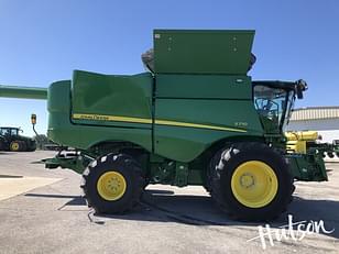 Main image John Deere S770 7