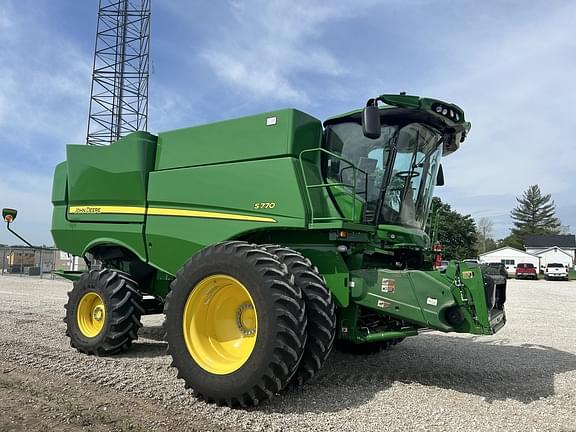 Image of John Deere S770 equipment image 2