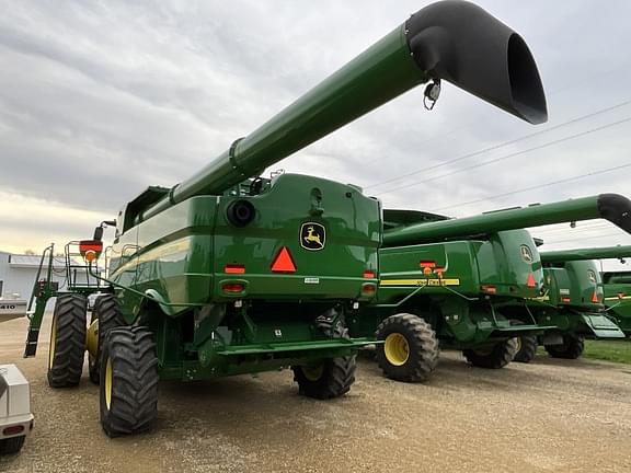 Image of John Deere S770 equipment image 3