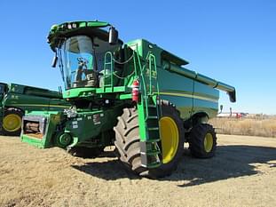 2023 John Deere S770 Equipment Image0