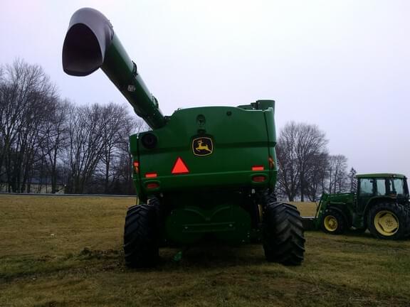 Image of John Deere S770 equipment image 4