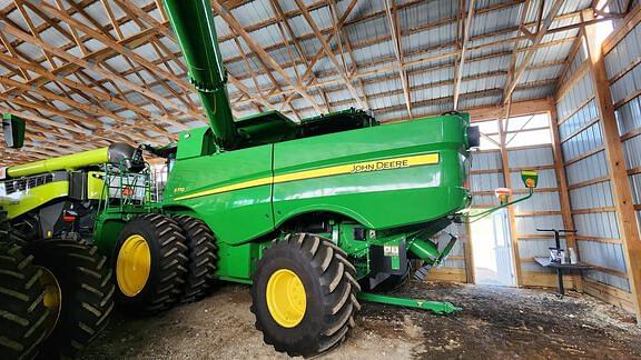 Image of John Deere S770 Primary image