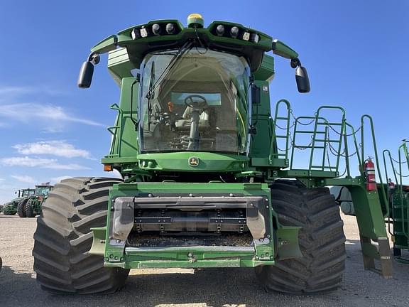 Image of John Deere S770 equipment image 1