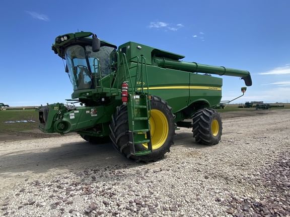 Main image John Deere S770