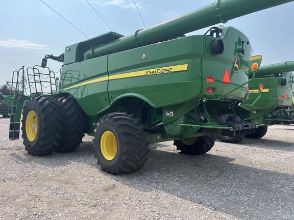 Image of John Deere S770 equipment image 2