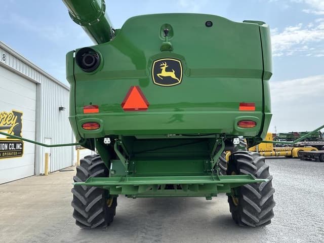 Image of John Deere S770 equipment image 3
