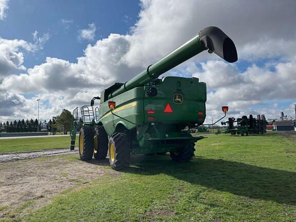 Image of John Deere S770 equipment image 4