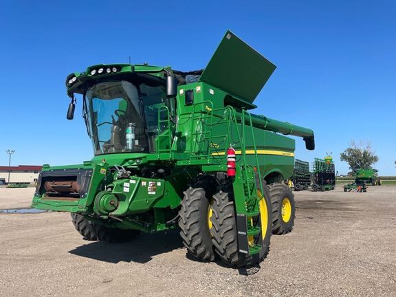2023 John Deere S770 Equipment Image0