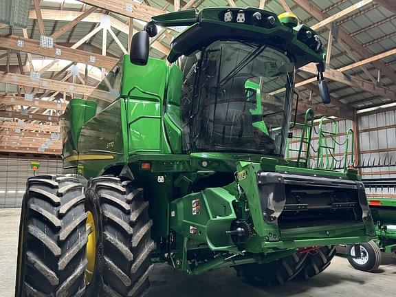 Image of John Deere S770 equipment image 4