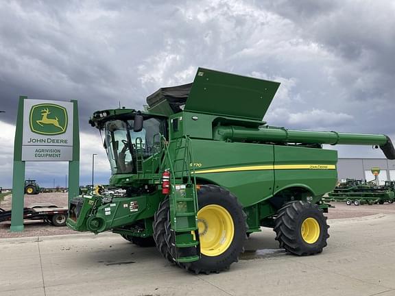 Image of John Deere S770 Primary image