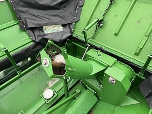 Main image John Deere S770 28