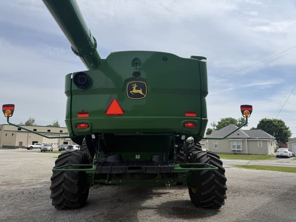 Image of John Deere S770 equipment image 3
