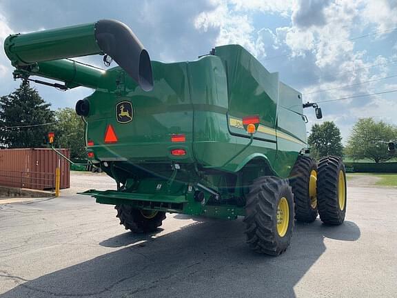 Image of John Deere S770 equipment image 3