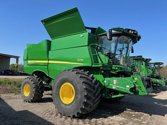 Image of John Deere S770 Primary image