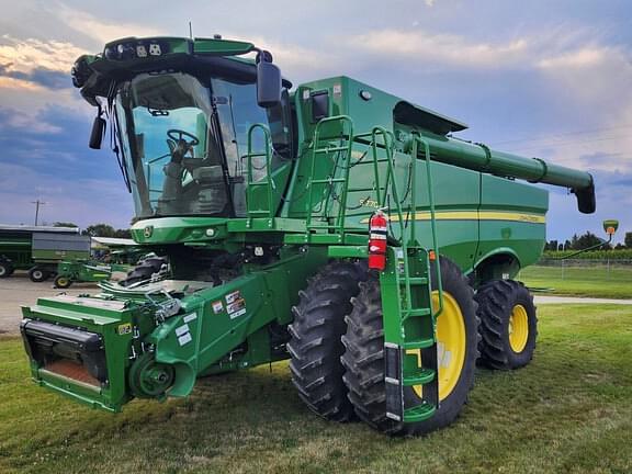 Image of John Deere S770 Primary image