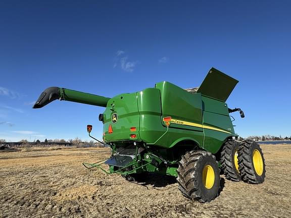 Image of John Deere S770 equipment image 4