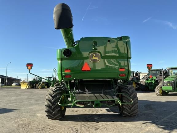 Image of John Deere S770 equipment image 3