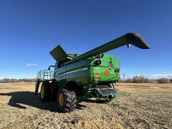 Image of John Deere S770 equipment image 2