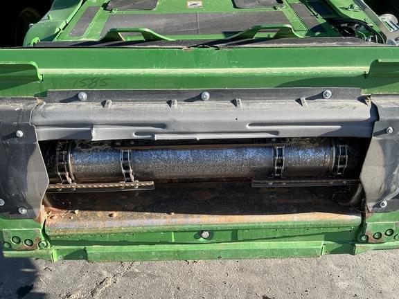 Image of John Deere S770 equipment image 4