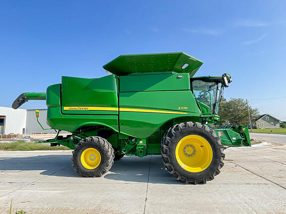 Image of John Deere S770 equipment image 3