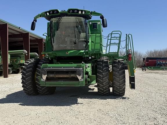 Image of John Deere S770 equipment image 2