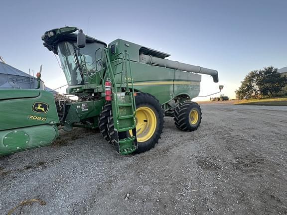 Image of John Deere S770 Primary image