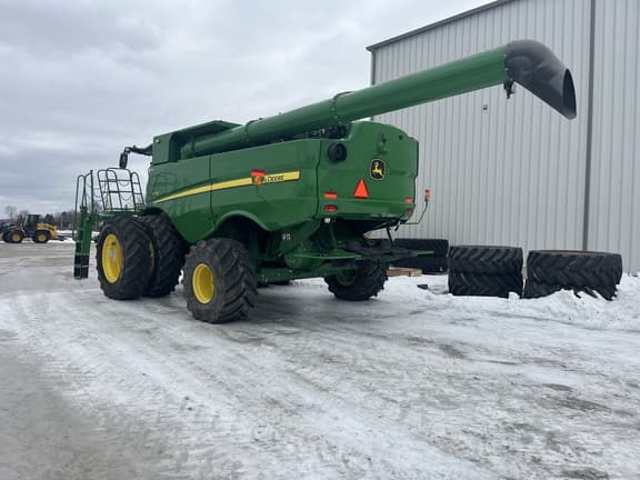 Image of John Deere S770 equipment image 4