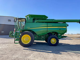 Main image John Deere S770 8