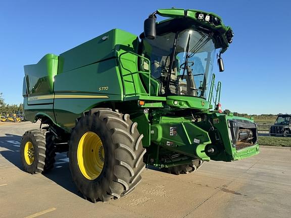 Image of John Deere S770 Primary image