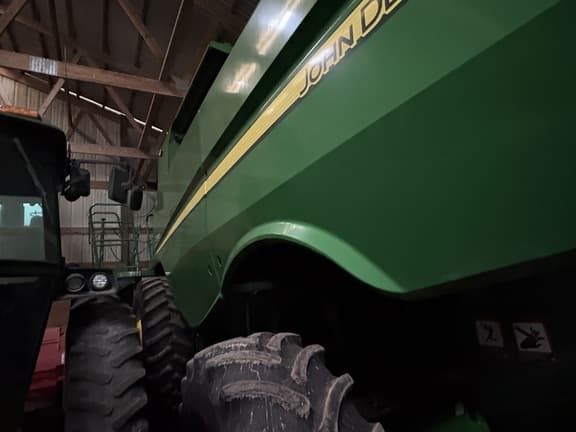 Image of John Deere S770 equipment image 3