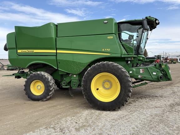 Image of John Deere S770 equipment image 3
