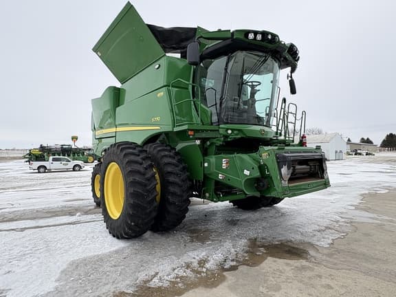 Image of John Deere S770 Primary image