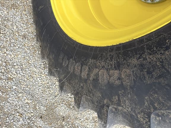 Image of John Deere S770 equipment image 4