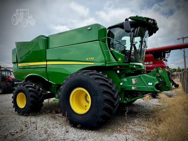 Image of John Deere S770 equipment image 1