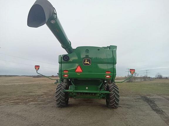 Image of John Deere S770 equipment image 3