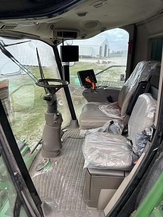 Image of John Deere S770 equipment image 4