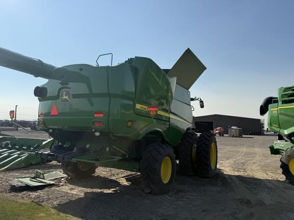 Image of John Deere S770 equipment image 3