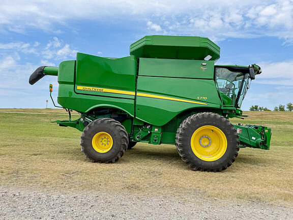 Image of John Deere S770 equipment image 3